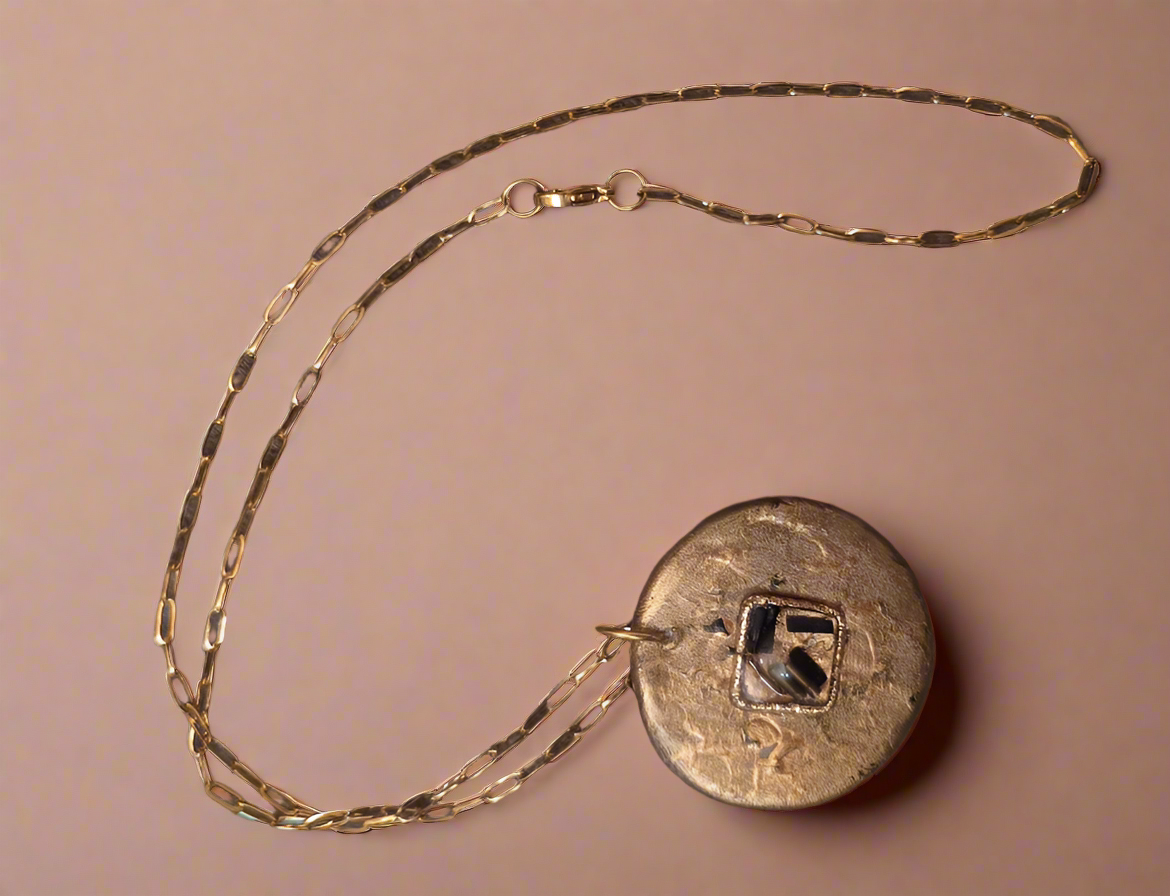 Gold Round Pendant with Miyuki Beads & Relief Details – Stainless Steel Chain